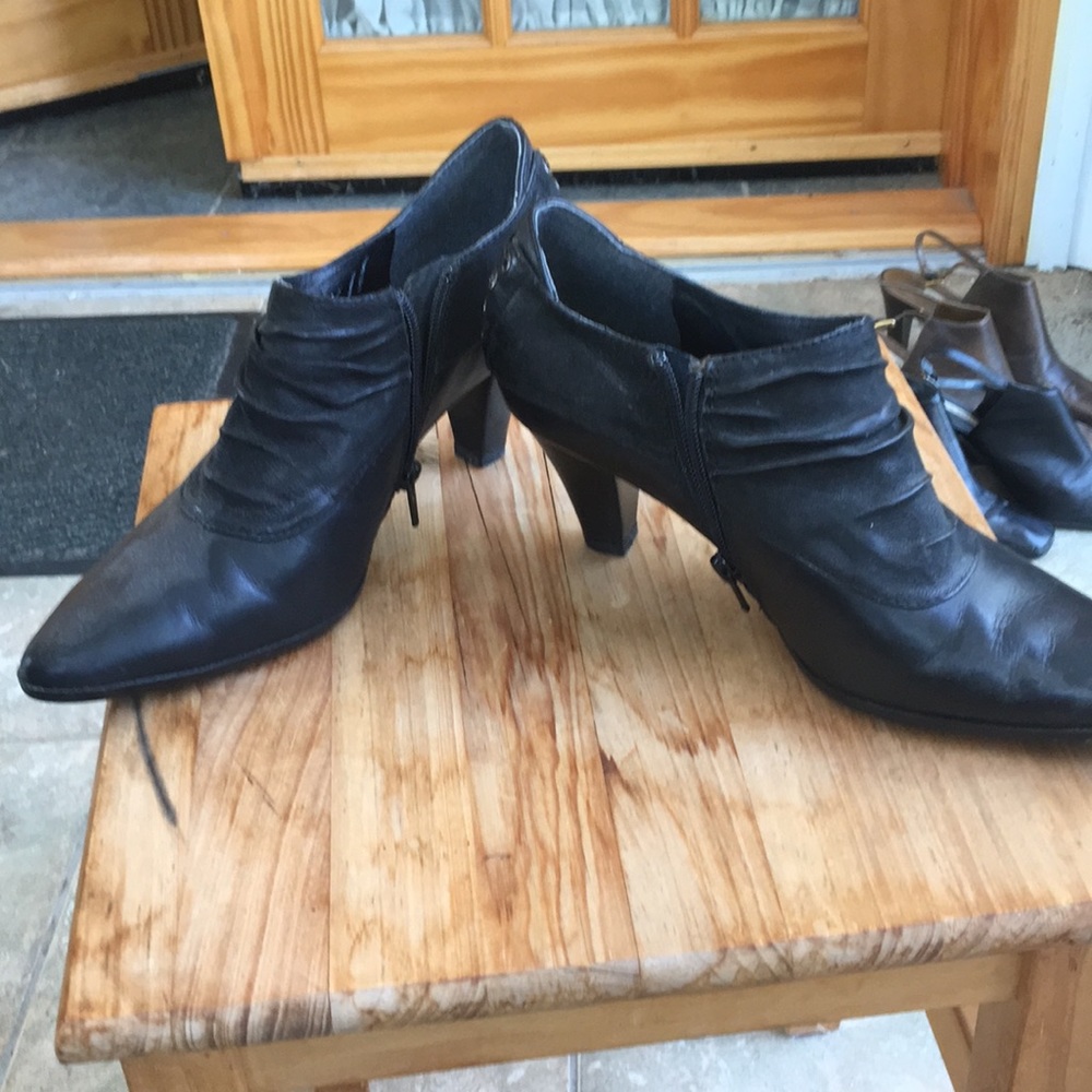 Black low heels